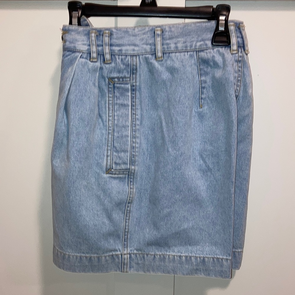 Petite jeans shorts. Lizwear.